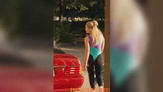 Olivia Holt's booty in Cruel Summer S1E2